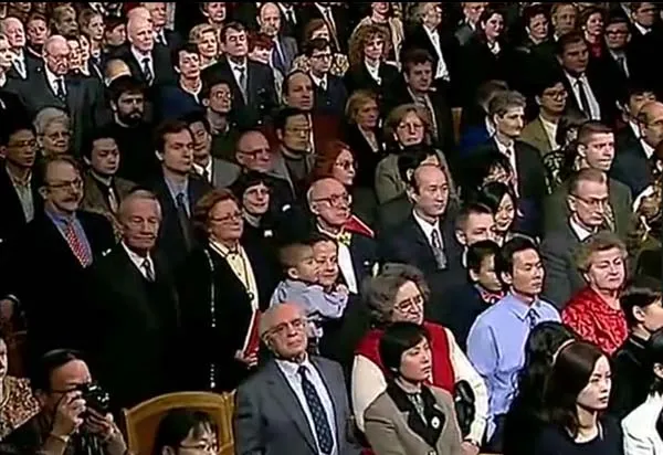 [1998][中国][1998维也纳金色大厅虎年春节中国民族音乐会-中央民族乐团][DVD_MP4][410M][百度盘]