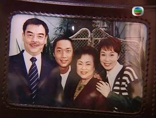 [电视剧][香港][2001][剧情][公私恋事多][15.56G][百度网盘]