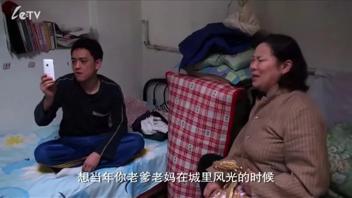 [2011][中国][像小强一样活着][国语中字][RMVB][821MB][720P][百度网盘]
