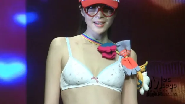 [2011[中国][X192-2011SIUF中华内衣流行趋势发布][无对话][MKV_3.78GB][百度盘]