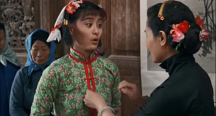 [1989][香港][双镯][国语粤语外挂中字][MKV][1.04GB][百度网盘]