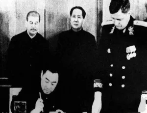 《一九四九中苏建交：震撼纪录片全 5 集 [TS/蓝光] 百度网盘分享》-小文资源网