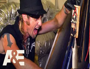 1080P高清！《灭虫大师Billy the Exterminator》第5季全11集 中英双字 官方纯净版 百度网盘 24.4G