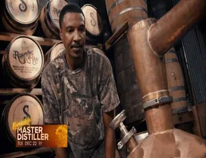 1080P高清！《酿酒大师 Moonshiners: Master Distiller》第3季全24集官方纯净版，英语中英双字 35.6G 百度网盘资源
