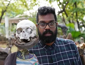 1080P高清！《霉运之旅 The Misadventures of Romesh Ranganathan》第1季全3集 英语中英双字 7.71G 百度网盘资源-小文资源网