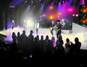 BD欧美经典：Foreigner 2019 双重视觉40周年震撼演唱会，23G资源速存网盘-小文资源网