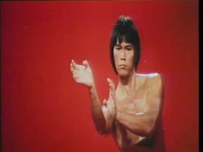 [1981][香港][鹰爪鬼手_拜错师父叩错头][国语无字][DAT][833MB][百度网盘]
