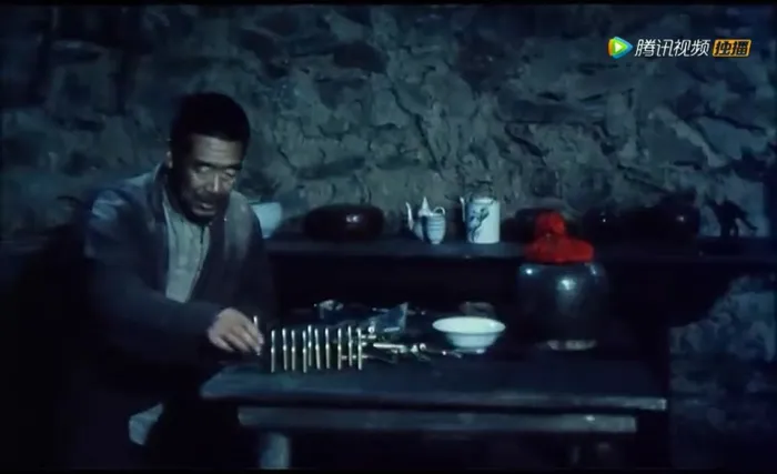 [ 1989 ][ 中国内地 ]《野狼谷》(谢钢，谷子，实源，萨日娜) [1集全][国语中字][MP4_400M]