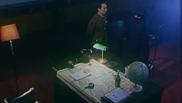 [1994][中国大陆]《十字架下的魔影》[1.97GB][百度网盘]