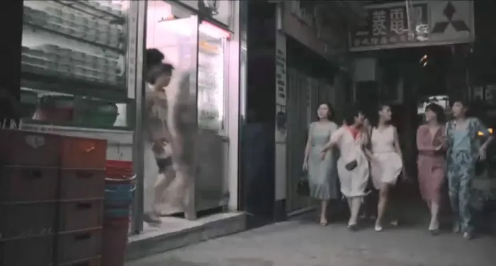 [1982][香港]《八十二家房客》[粤国双语中字][丁珮_惠英红_陈百祥][mkv_419M]