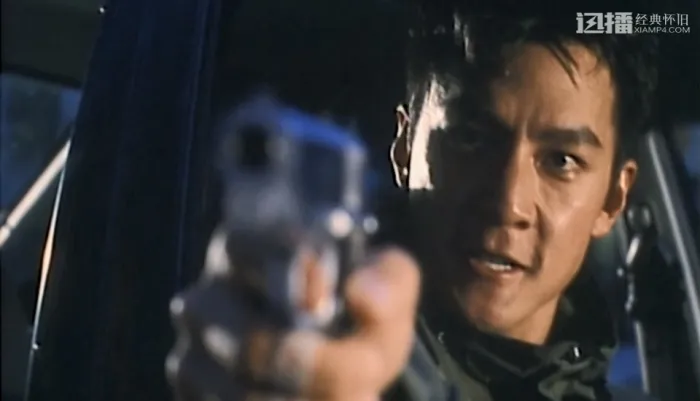 [2001][香港][重装警察][国语中字][MP4][2.03GB][百度网盘]