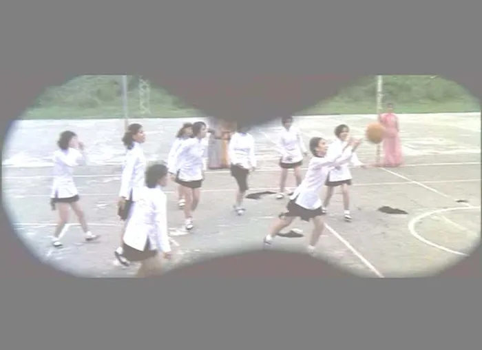 [1981][香港]《看见你就笑》[普通话外挂中字][avi_MKV_704.39MB][ 邓丽君 _秦汉 _王菲]