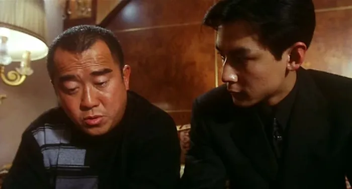 [2001][香港][知法犯法_惹祸上身][国语中字][MKV][698MB][百度网盘]