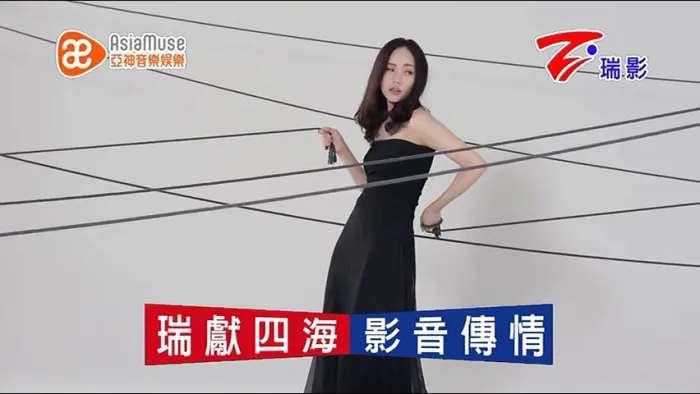 [2015][内地][国语-MV][刘惜君-莫忘空城][MPG][111MB][百度网盘]