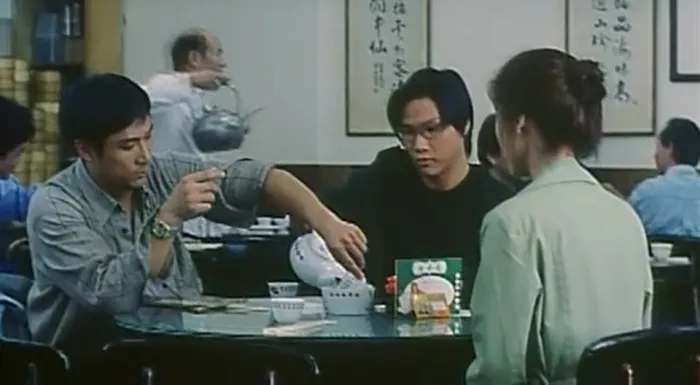 [2001][香港][爱情白面包][国粤双语中字][MKV][410MB][百度网盘]