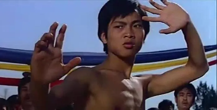 [1976][香港]《北少林》[4K修复国语 无字][MP4_1.4G][衣依_ 刘永 _ 沈殿霞].AAC-JBY@ViPHD