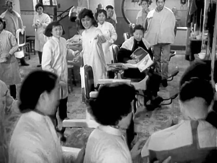 [剧情] [1962][中国][女理发师][国语][MP4][700MB][百度网盘]