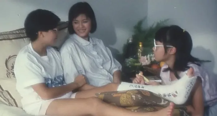 [1984][香港]《少女日记》[邓浩光 _吴美枝 _叶倩文 _甄妮 ][粤国双语中字][MKV_1.37G]