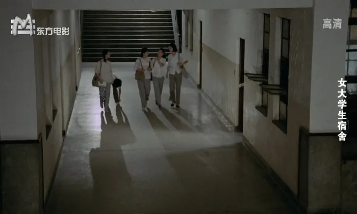 [1983][中国内地]《女大学生宿舍》[国语中字幕][MKV_1.7GB]