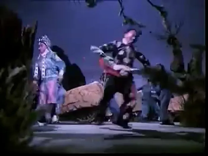 [1979][中国]《铁弓缘》[京剧无字][AVI_348.5M][主演_ 关肃霜 _ 高一凡]