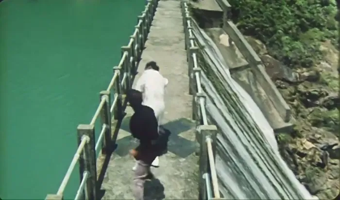 [1991][香港]《超级女警》[动作][杨丽菁 _ 朱茵 _ 万梓良 _ 元华][英语中字][MP4_278M]