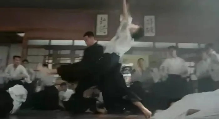 [1994][中国香港]《精武英雄》[李连杰，钱小豪，中山忍，周比利][国语中字][RMVB_约520M]