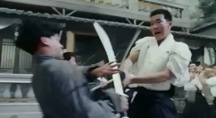 [1994][中国香港]《精武英雄》[李连杰，钱小豪，中山忍，周比利][国语中字][RMVB_约520M]
