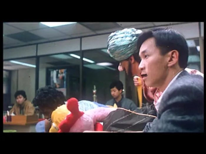 [1986][香港]《乌龙大家庭》[国语中字][mkv_370m]