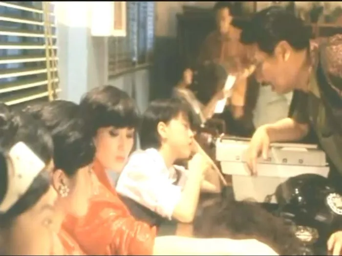 [1992][香港]《飞女正传》[国语中字][MP4_1.56G][ 张敏 _ 张坚庭 _ 杨丽菁 _ 吴孟达 _ 刘玉翠]