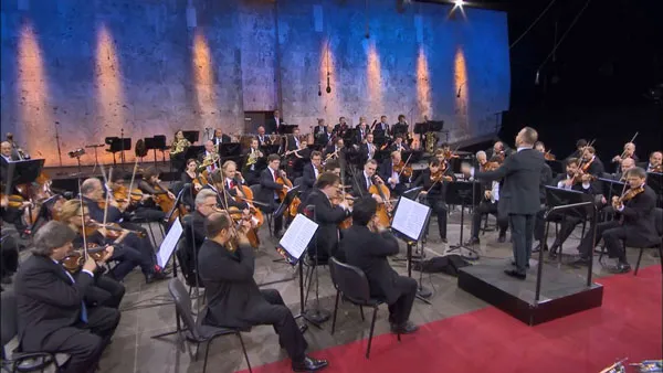 [BD欧美演唱会][Waldbuehne 2016 – A Czech Night (Yannick Nezet-Seguin, Lisa Batiashvili) 2016][BDMV][21.2GB][百度网盘]