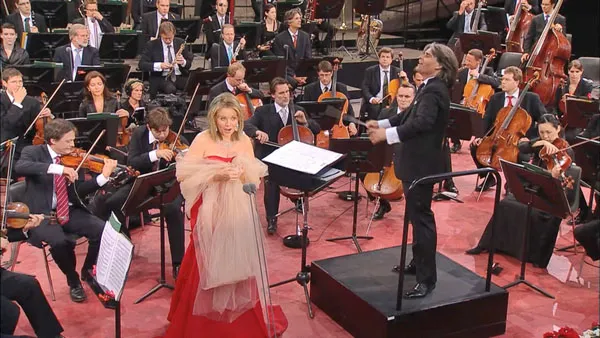 [BD欧美演唱会][Waldbuehne 2010 – An evening with Renee Fleming (Ion Marin, Renee Fleming) 2010][BDMV][20.2GB][百度网盘]