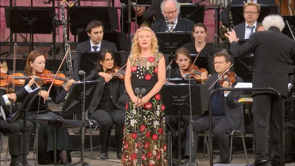 [BD欧美演唱会][Waldbuehne 2018 – Goodbye Sir Simon (Sir Simon Rattle, Magdalena Kozena) 2018][BDMV][31.6GB][百度网盘]