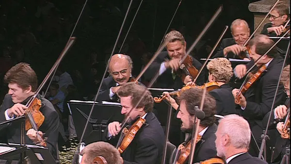 [BD欧美演唱会][Waldbuehne 2002 – World Encores (Mariss Jansons, Vadim Repin) 2002][BDMV][20.4GB][百度网盘]