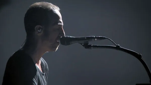 [BD欧美演唱会][卡洛迦罗 Calogero – Live 2015][BDMV][37.2GB][百度网盘]