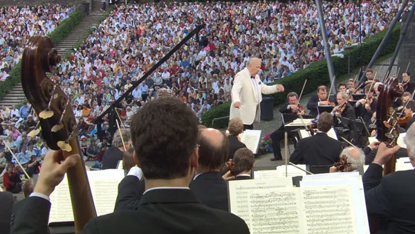 [BD欧美演唱会][Waldbuehne 2006 – Sheherazade – An Oriental Night (Neeme Jarvi, Janine Jansen, Marita Solberg, Ingebjorg Kosmo) 2006][BDMV][21.4GB][百度网盘]