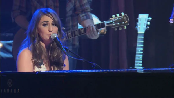 [BD欧美演唱会][莎拉·芭瑞黎丝 Sara Bareilles – Between The Lines – Live At The Fillmore 2008][BDMV][24.4GB][百度网盘]