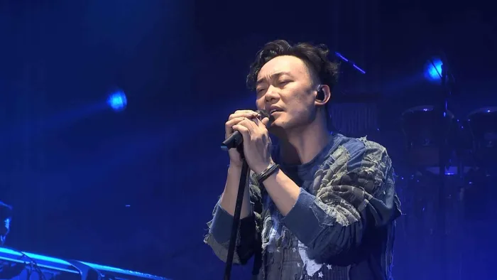 [BD香港演唱会][陈奕迅 Eason Chan DUO LOVE L.O.V.E is L.I.F.E 2018 慈善演唱会][BDMV][2BD][58.18G][百度网盘]