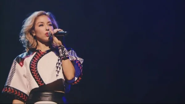 [DVD日本演唱会][BENI – 10th Anniversary BENI BEST LIVE TOUR 2014 (2016)][DVD ISO][5.92GB][百度网盘]