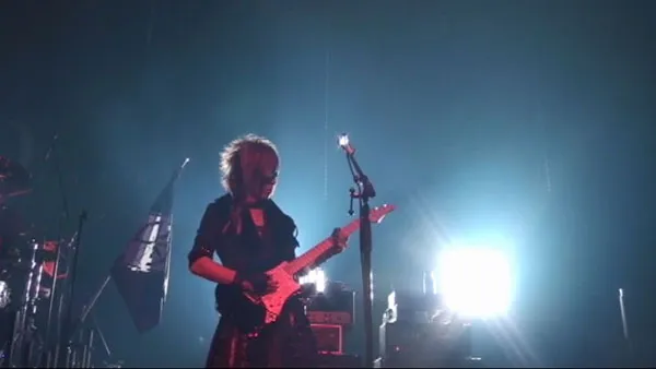 [DVD日本演唱会][DIAURA – 2013.05.18(土)赤坂BLITZ 「Dictatorial Garden Akasaka」ONEMAN LIVE DVD][2DVD ISO][5.75GB][百度网盘]