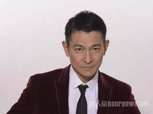 [2005][香港][刘德华]《继续谈情(新歌+精选) 2CD》APE_整轨_727.8M[百度盘]