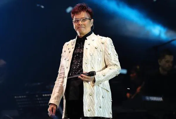 [2005][谭咏麟]《歌者恋歌 浓情30年演唱会》3CD [APE_CUE_整轨_1.17G[百度盘]