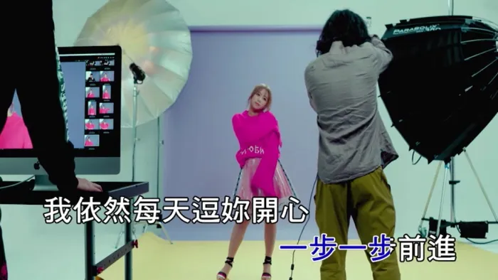 [2018][内地][国语-MV][陈零九&郑茵声-马龙戏里][MPG][135MB][百度网盘]