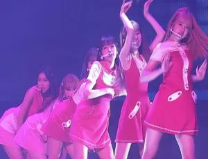 IZ-ONE 2020首尔首场演唱会BDMV双碟64G 百度网盘资源