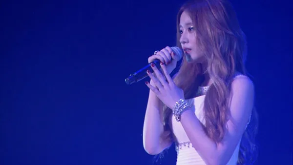 [BD韩国演唱会][IZONE在线音乐会 IZ-ONE Online Concert Oneiric Theater 2021][2BD BDMV 63.6G][百度网盘]