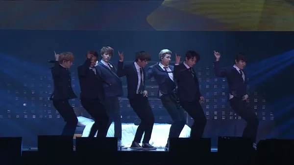 [BD韩国演唱会][BTS – 防弾少年団 1st JAPAN TOUR 2015][WAKE UP OPEN YOUR EYES][BDISO][44.4G][百度网盘]