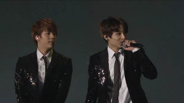 [BD韩国演唱会][BTS – 防弾少年団 1st JAPAN TOUR 2015][WAKE UP OPEN YOUR EYES][BDISO][44.4G][百度网盘]