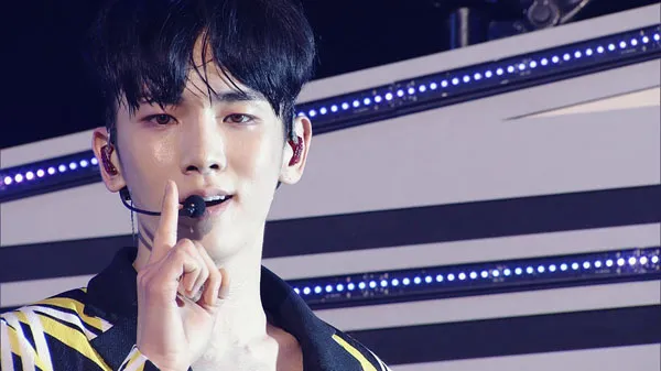 [BD韩国演唱会][SHINee 演唱会 SHINee WORLD 2016~D×D×D~ Special Edition in TOKYO DOME 2016][BDMV双碟][63.3G][百度网盘]
