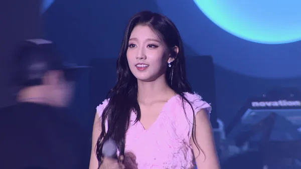 [BD韩国演唱会][Lovelyz组合 2017 Summer Concert Alwayz 韩国夏季演唱会][BDMV 78.6G][百度网盘]