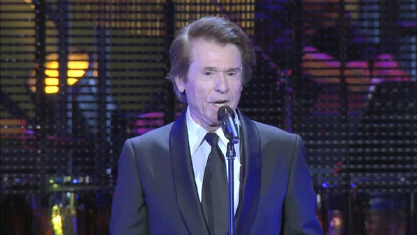 [BD欧美演唱会][Raphael – 50 Años Después • En Directo 2009][BDMV][44.1GB][百度网盘]