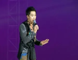 BD韩国演唱会：郑智薰首尔The Best Show 2011（2D+3D双碟76.7G 百度网盘）-小文资源网